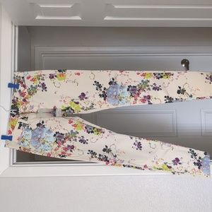 Brand new w/ tags floral Ted Baker jeans size 26